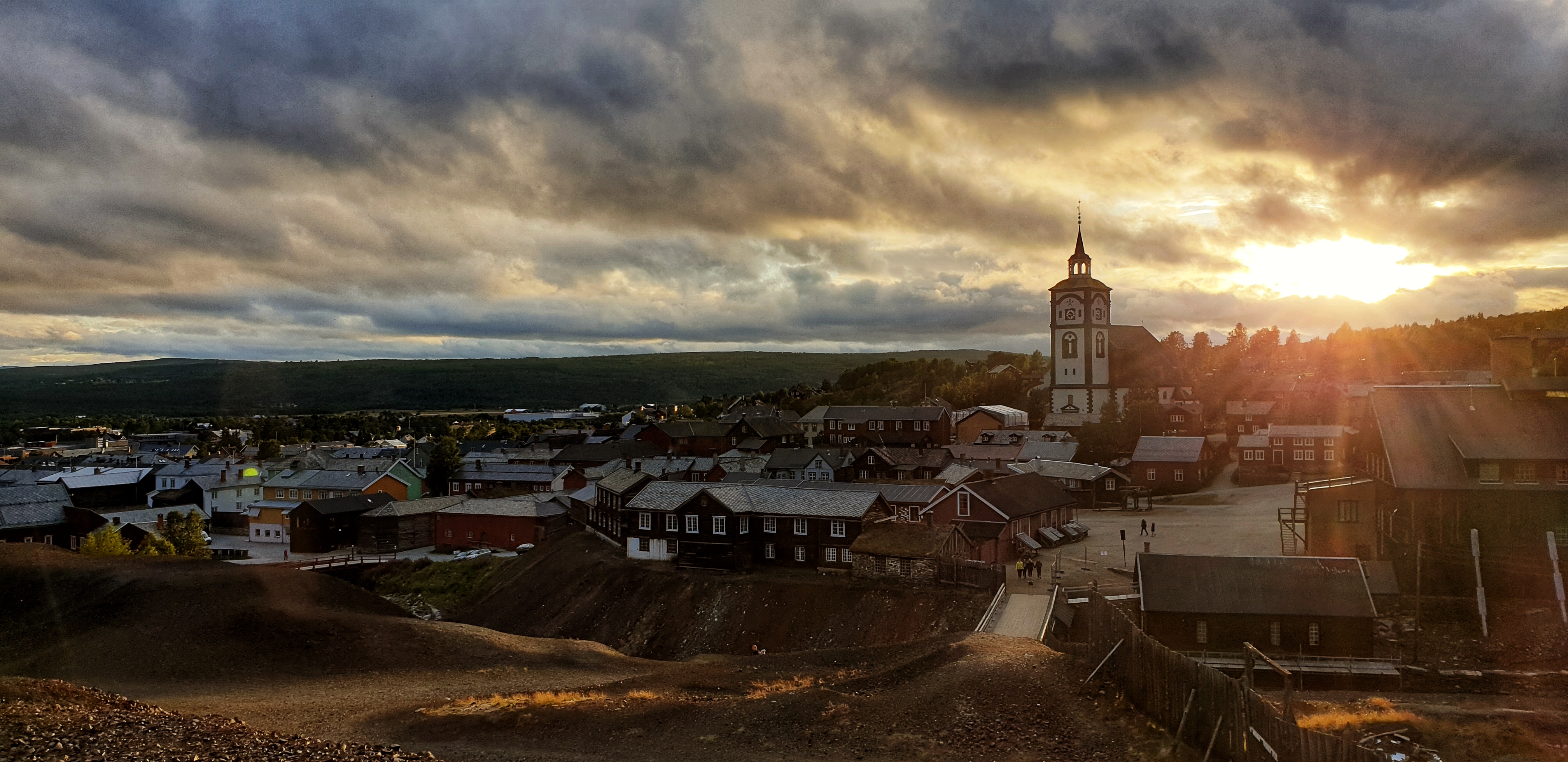 Sun setting over RØros mining town