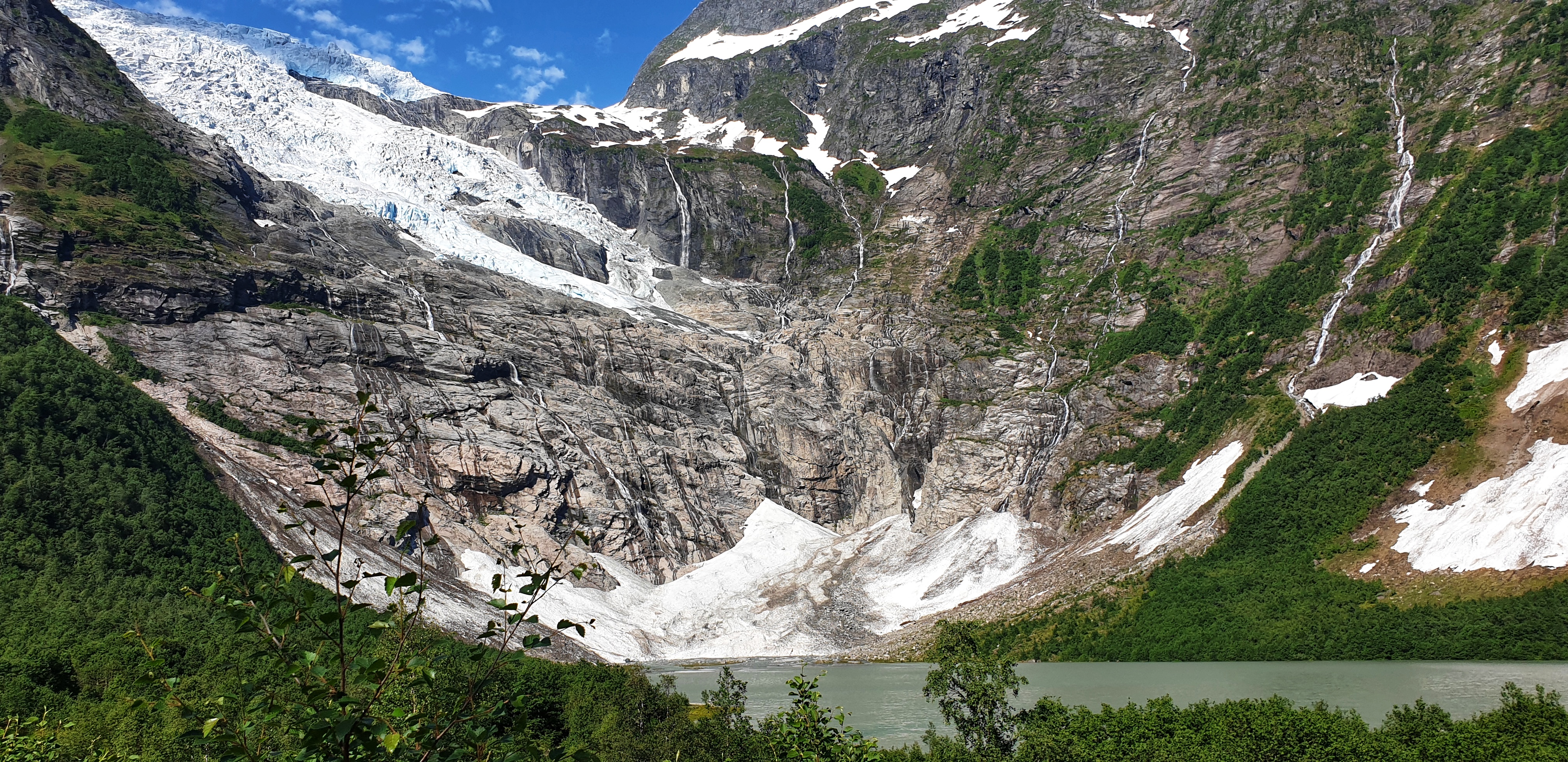 BØyabreen glacier between FjÆrland and Skei